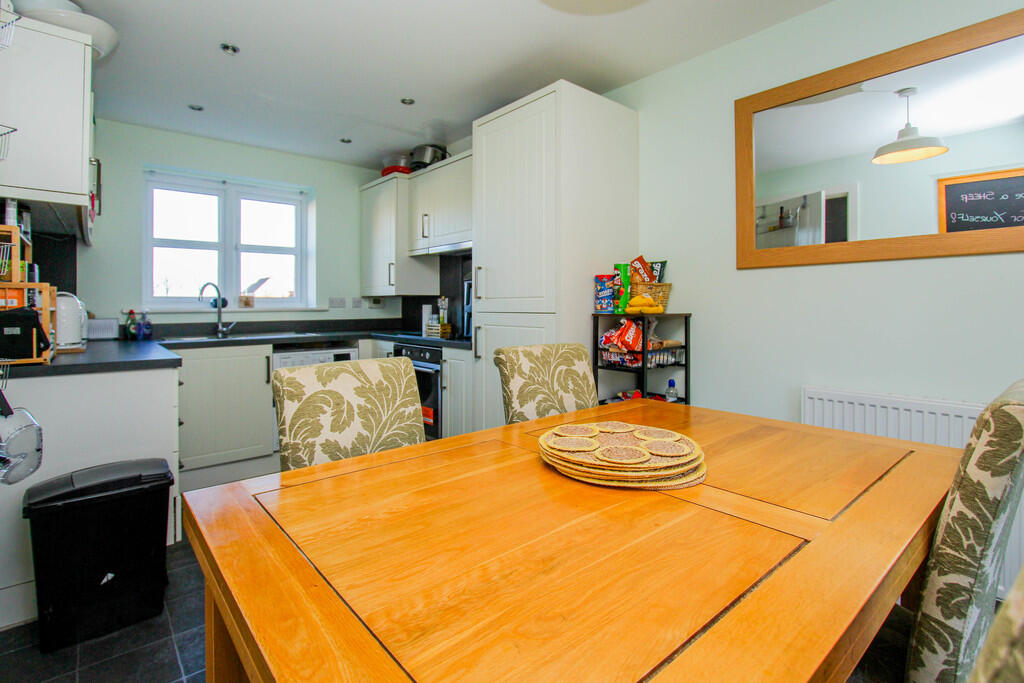 Gulliver Road, Irthlingborough photo 4