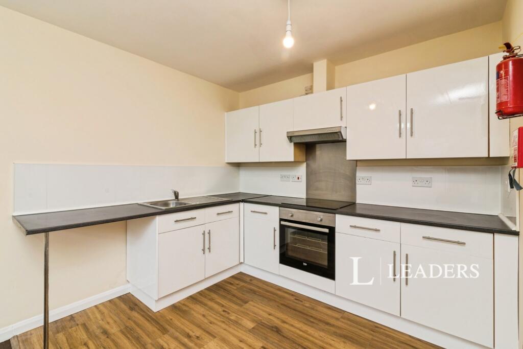 Main image of property: High Street, Gorleston, Great Yarmouth, NR31