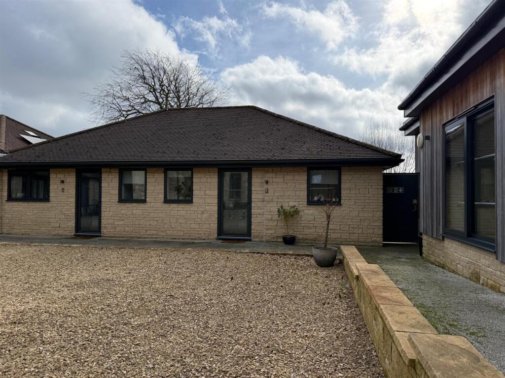 South Road, Timsbury