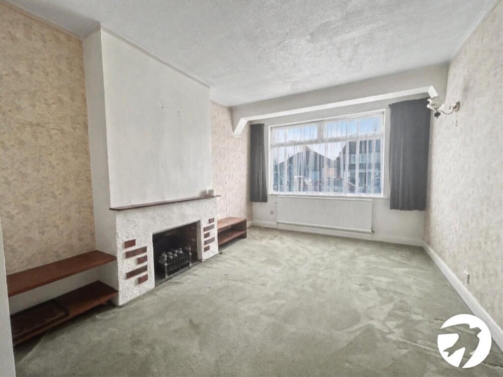 House in Sidcup, Blackfen - View 2