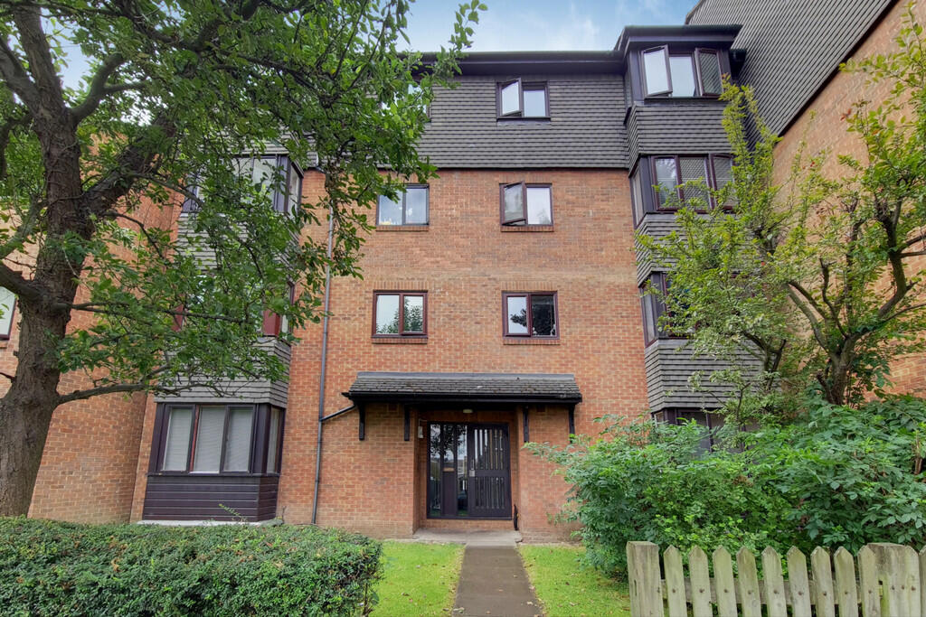 Apartment in London - View 2