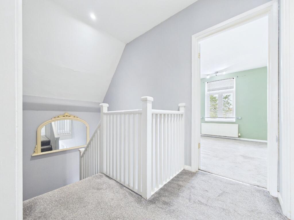 House in Romford - View 4