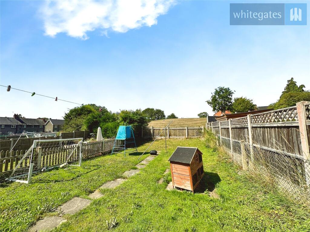 Heol Craigfab, Cefn Mawr, Wrexham, LL14 photo 2