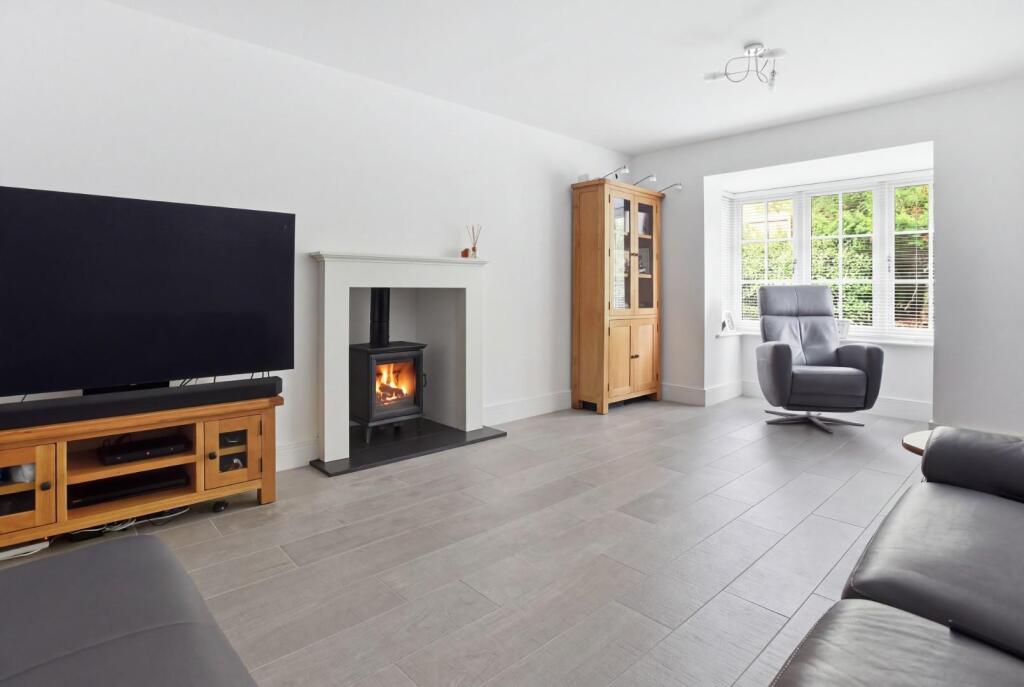 House in Stratford-on-Avon, Binton CP - More