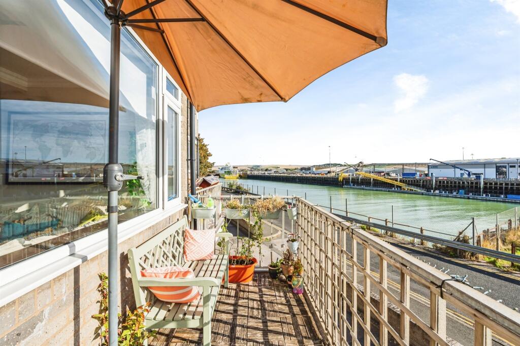 Main image of property: Fort Gate, Newhaven
