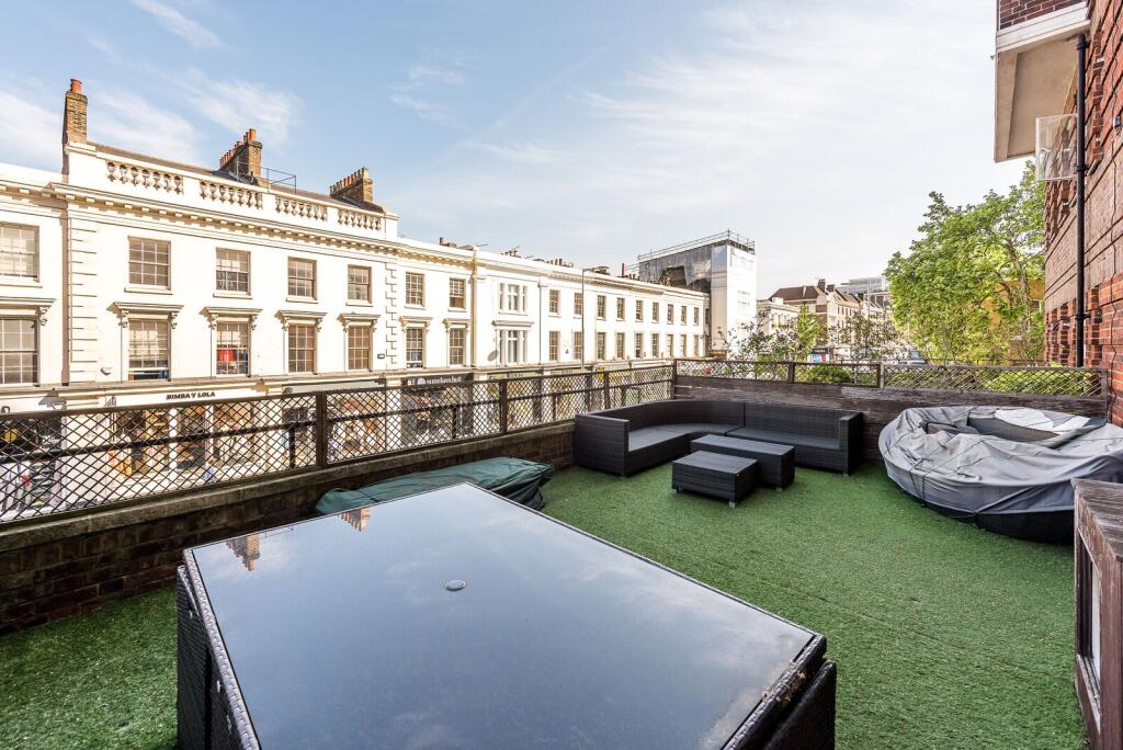Apartment in London, Royal Borough of Kensington and Chelsea - More