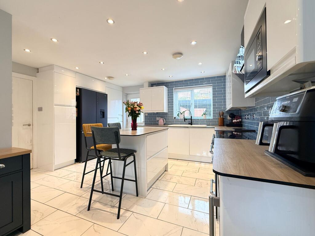 House in Swindon - View 2