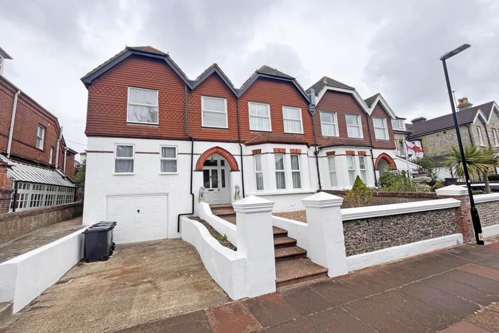 Hartfield Road, Eastbourne, BN21 2AR
