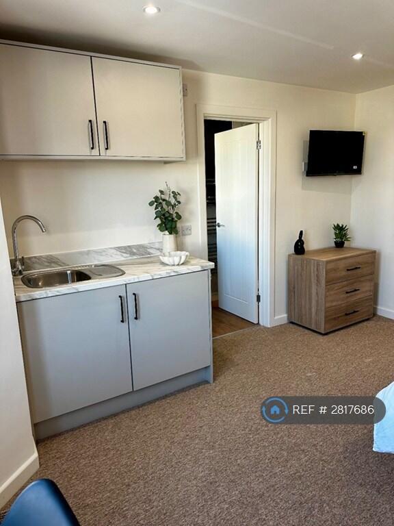 Additional image 13 of Ashley Road, Poole, BH14