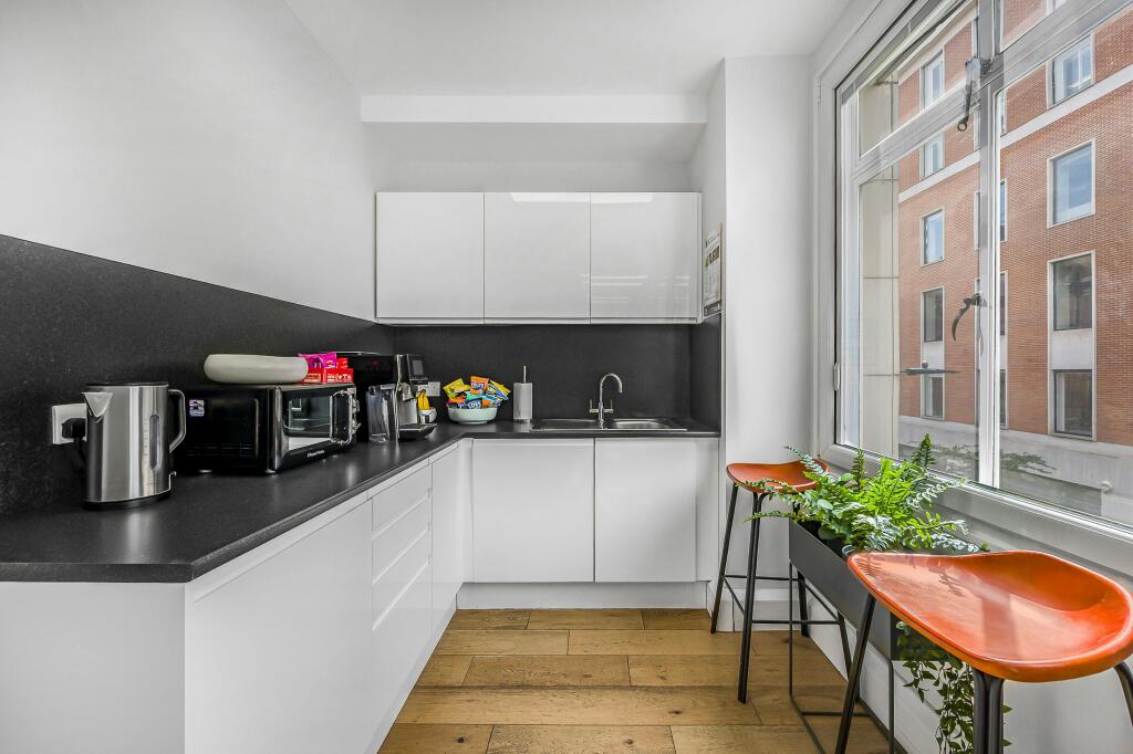 pantry 2.jpg