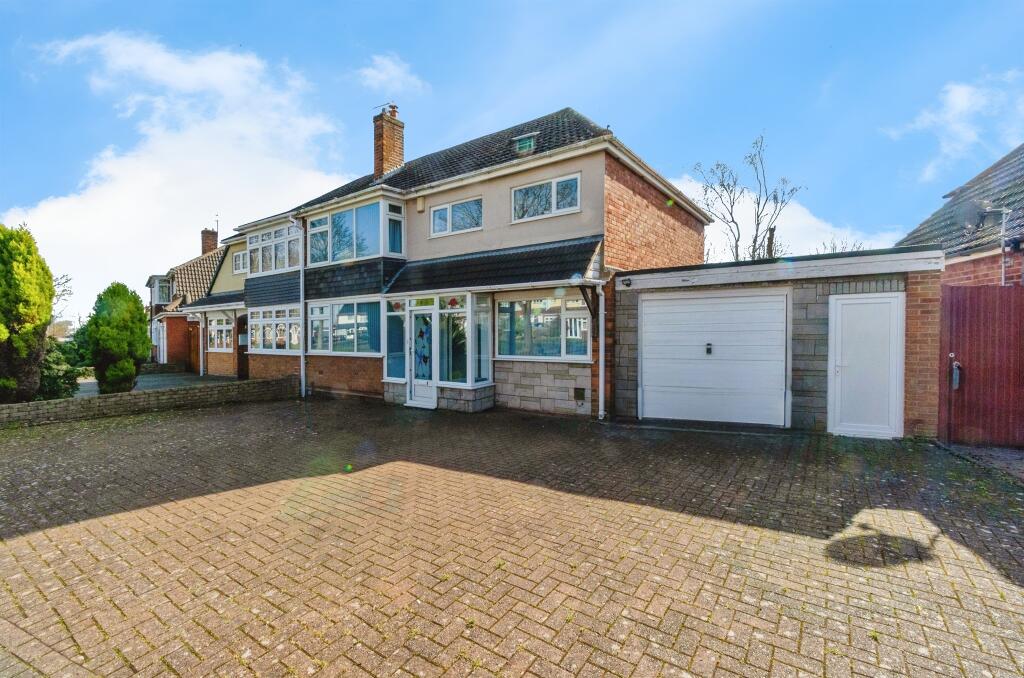 4-bed semi-detached on Andrew Road, TIPTON, £310,000