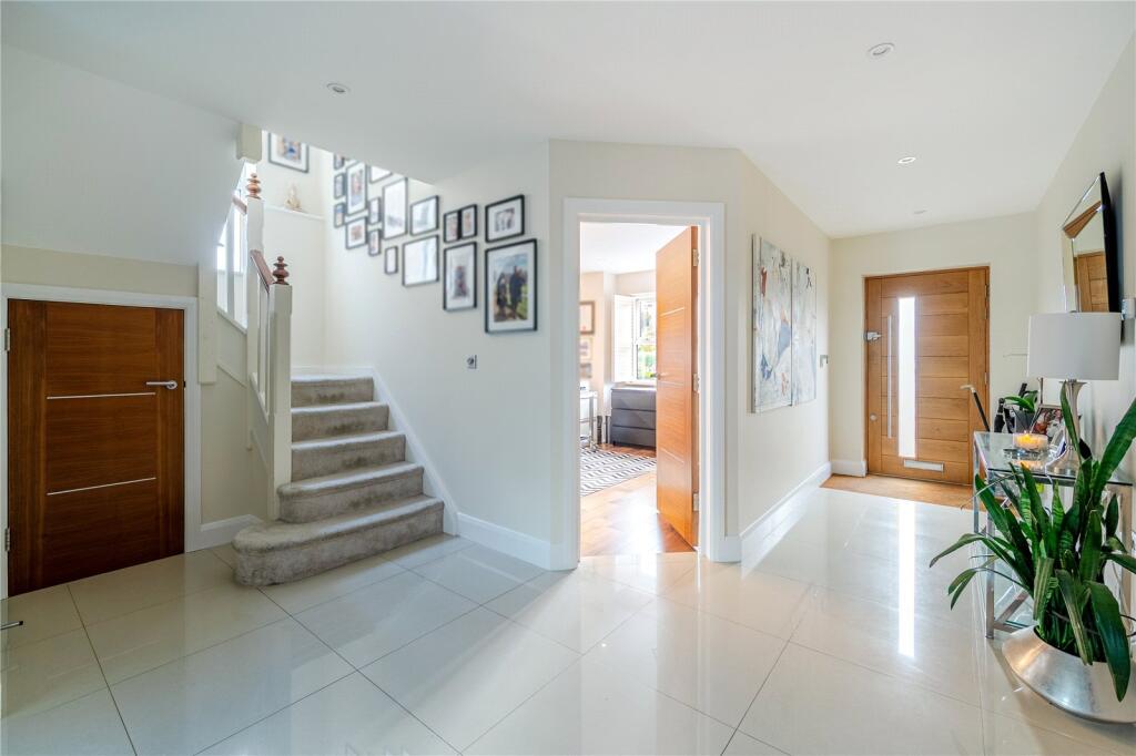 House in Kingston upon Thames - View 3
