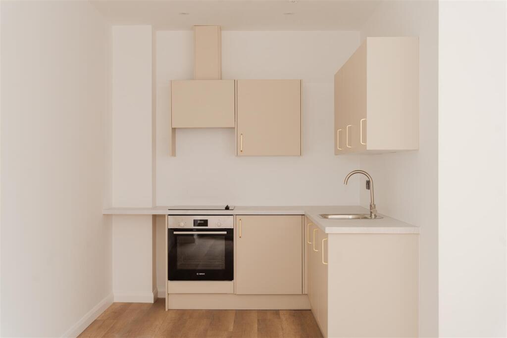 Flat 21 - 1.jpg
