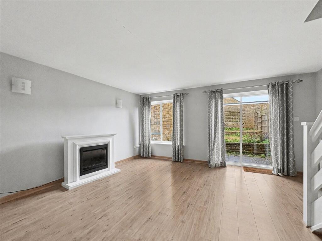 40, Acreman Court, Sherborne, Dorset, DT9 photo 2