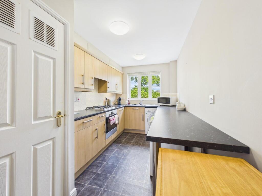 Apartment in Bradford, Bingley - More