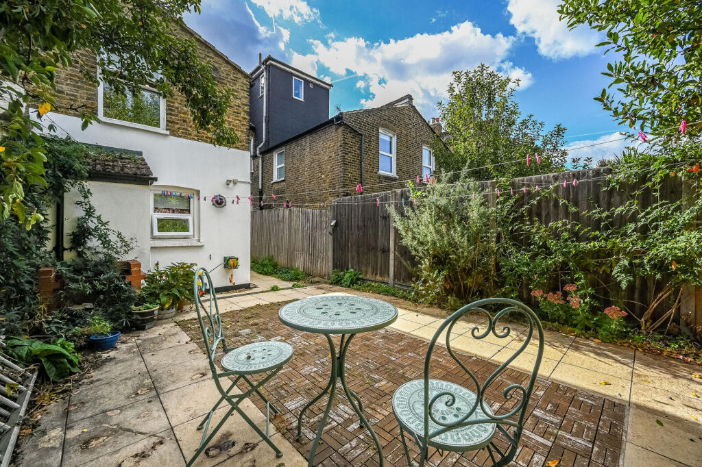 Property photo 8