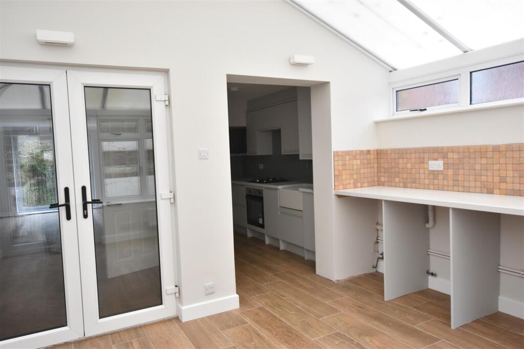 House in Tonbridge - More