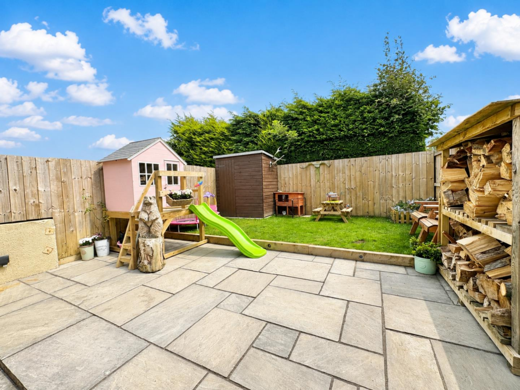 House in Darlington - View 2