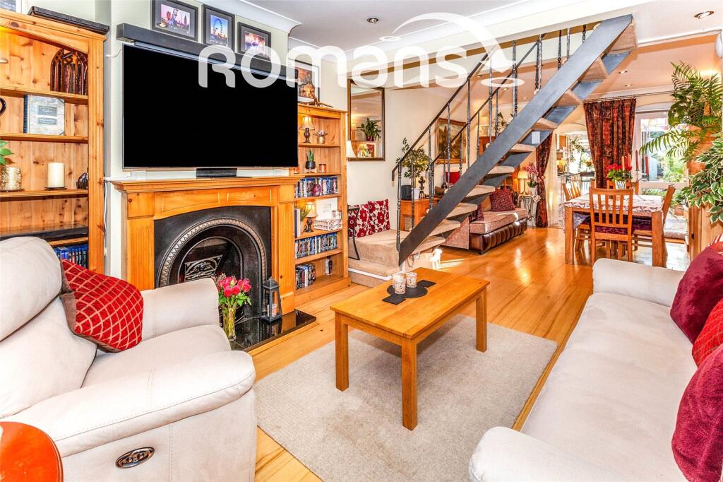 Main image of property: Ye Meads, Taplow, Maidenhead