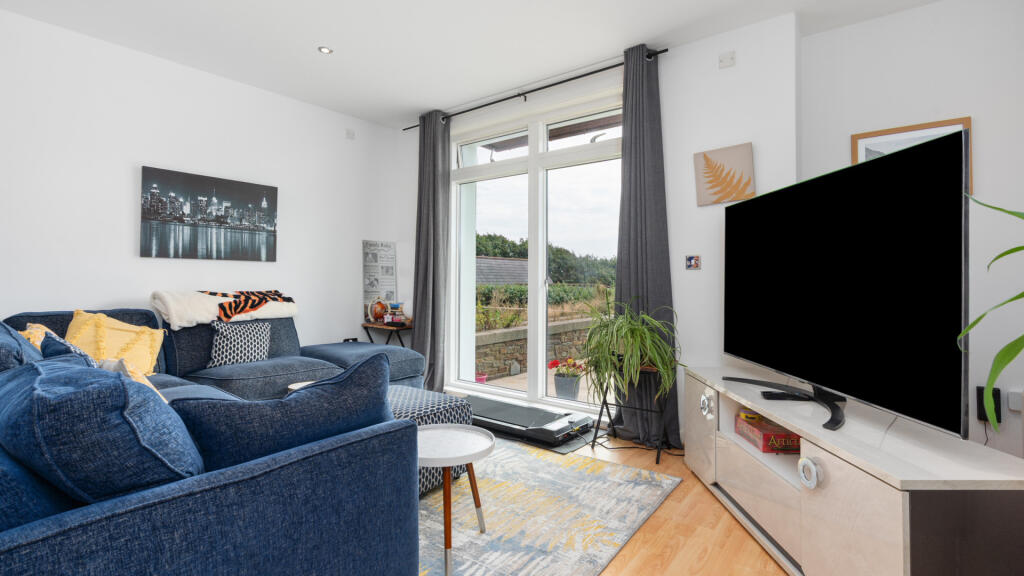 Apartment in Onchan - View 5