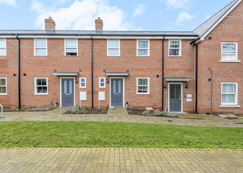 Main image of property: Kings End, Bicester, OX26