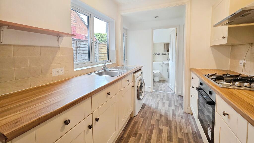 House in Nottingham - View 4
