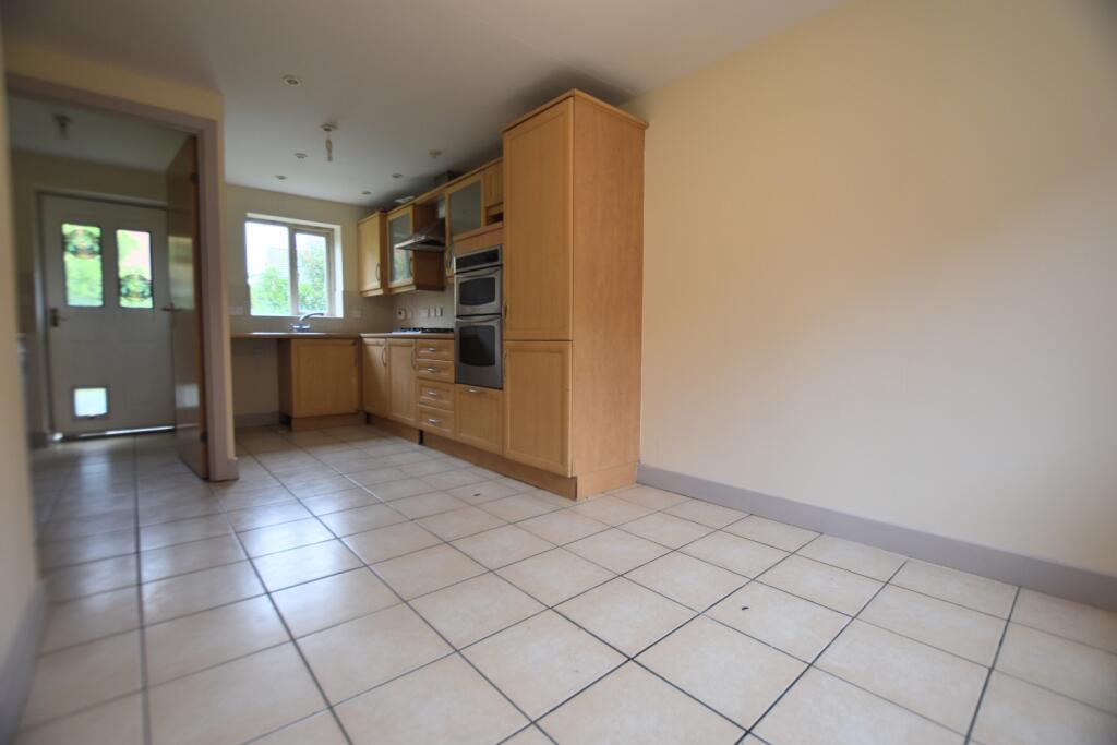 House in Milton Keynes, Broughton and Milton Keynes - View 2