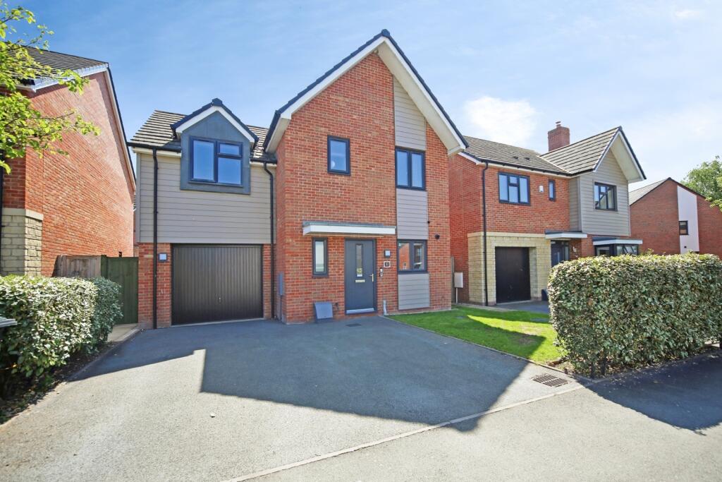 Main image of property: Western Heights Road, Meon Vale, Stratford-upon-Avon, Warwickshire, CV37