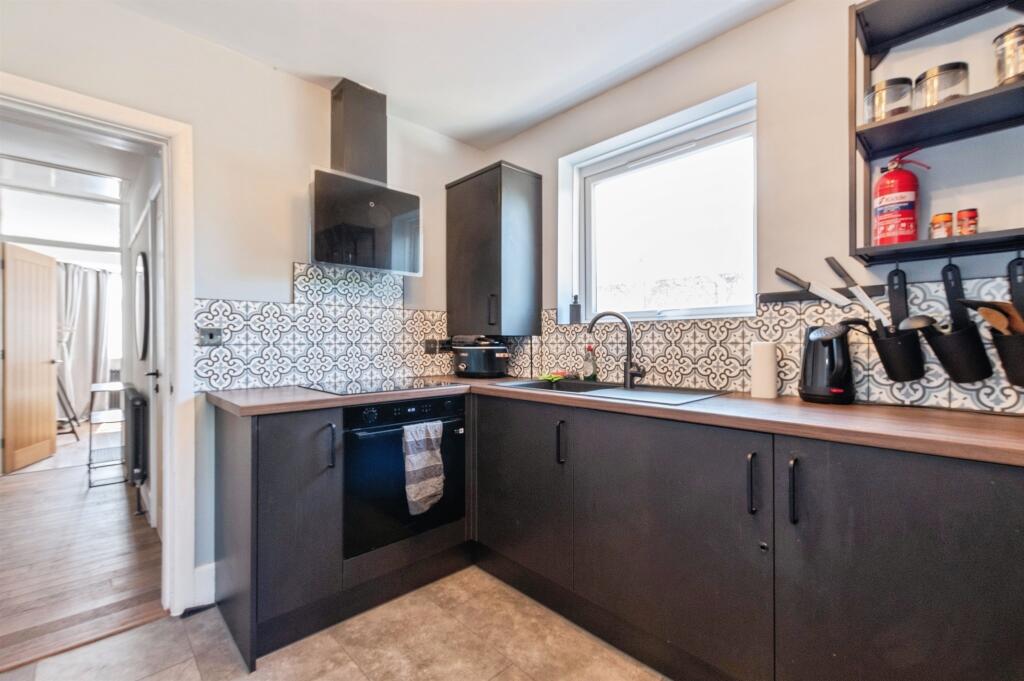 Apartment in Bournemouth - View 5