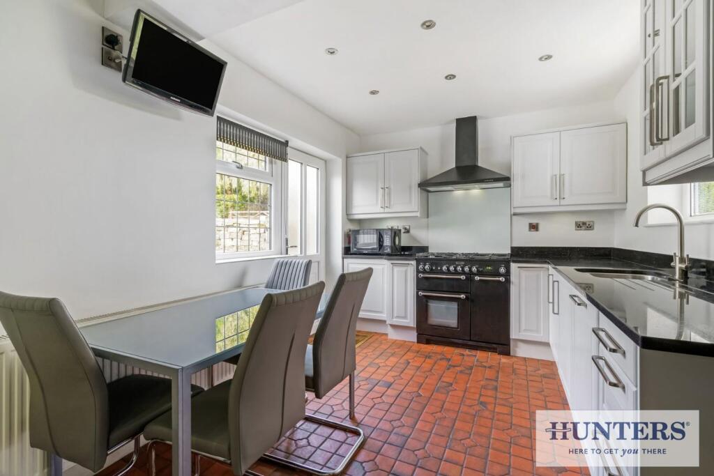 Additional image 4 of Acacia Park Terrace, Rawdon Border