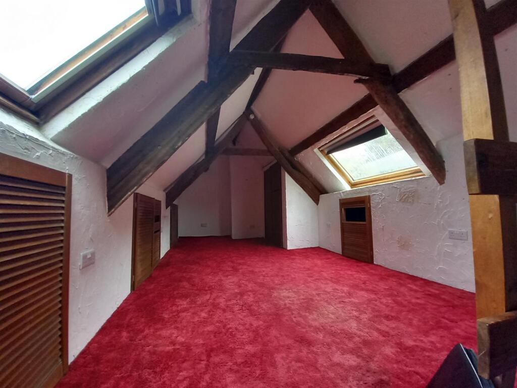 House in Exeter - View 4