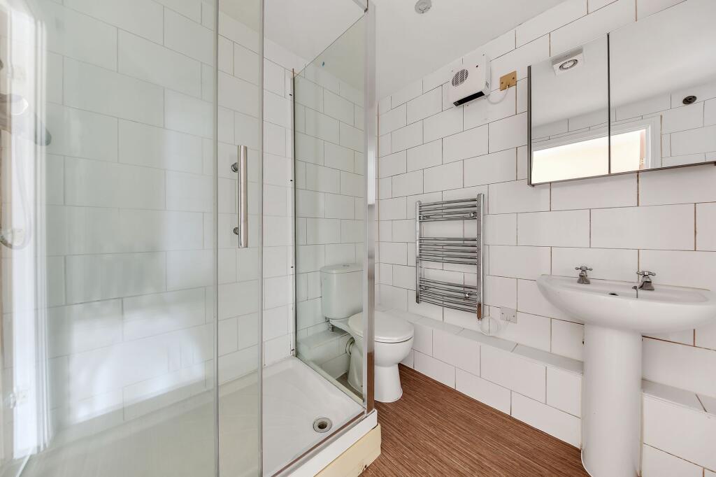 Kirkdale Road, London, E11 - View 4