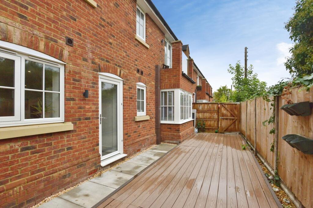 Apartment in Stony Stratford, Calverton End - View 4