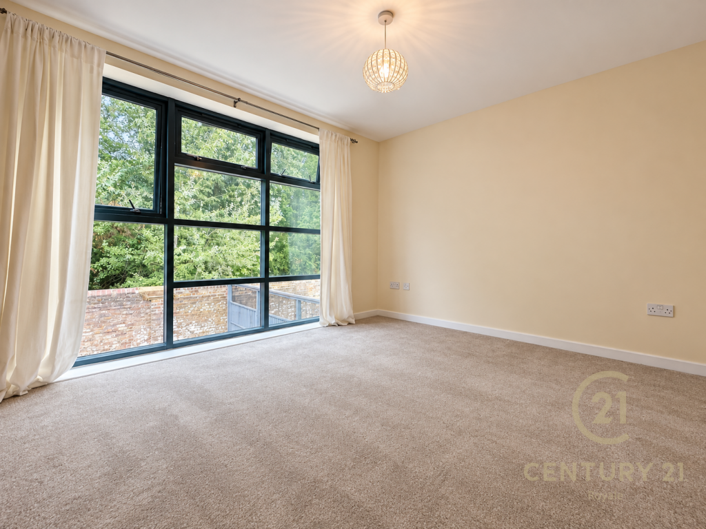 House in London - View 4