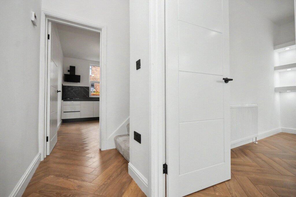 House in Wakefield - View 4