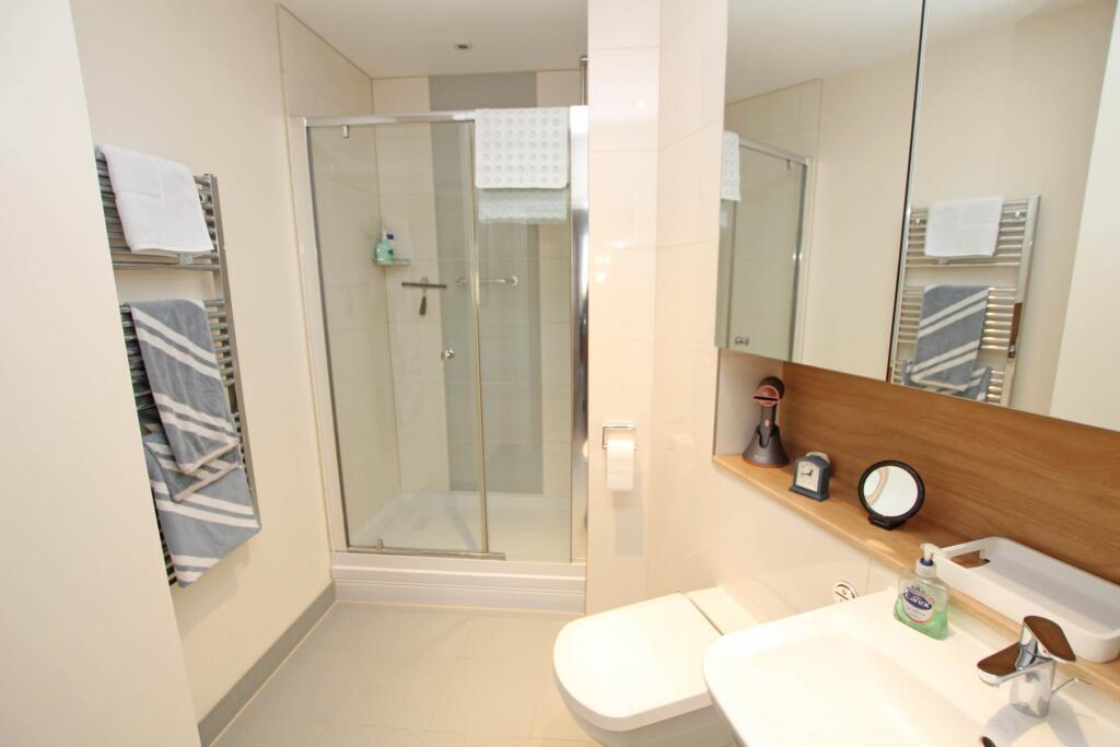 Apartment in Eastbourne, East Sussex - More