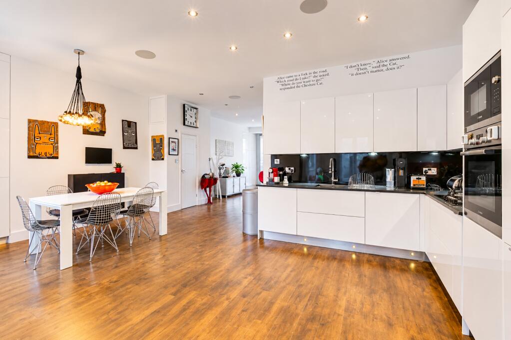 Apartment in London, Royal Borough of Kensington and Chelsea - View 5