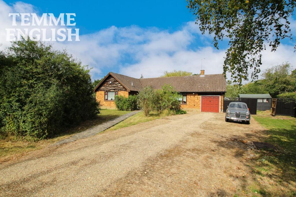 Main image of property: Orchard Avenue, Ramsden Bellhouse, CM11