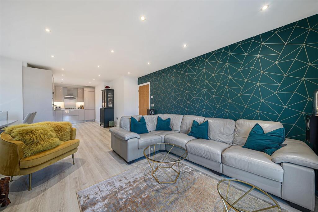Oaklands Road, Bromley photo 3