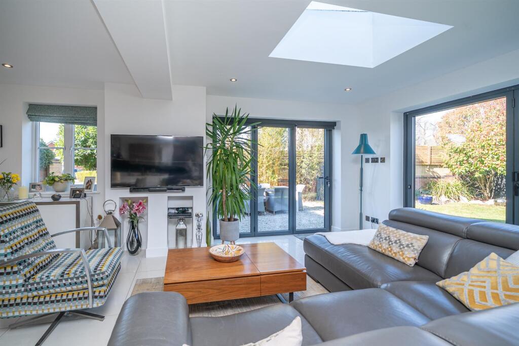 Additional image 12 of Princess Diana Drive, St. Albans