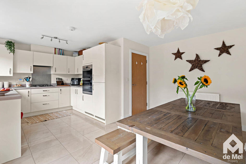 House in Cheltenham, Bishop's Cleeve - View 5