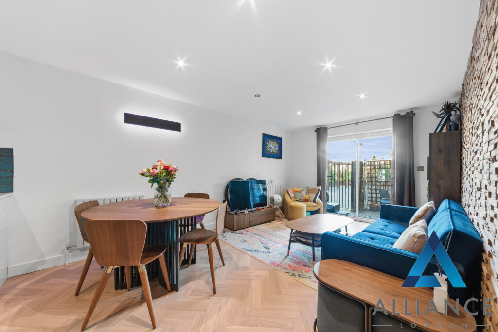 Main image of property: Lamb Court, Narrow Street, Limehouse, London, E14