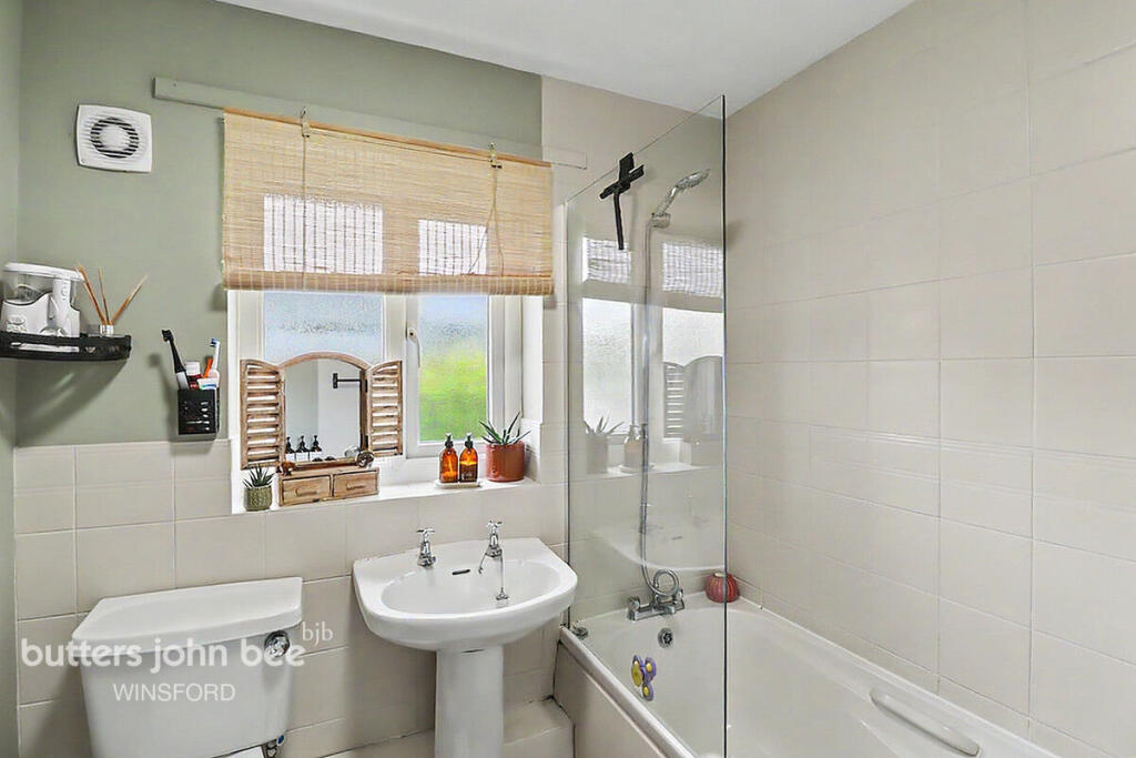 House in Winsford, Over - View 3