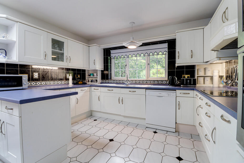 Leycroft Way, Harpenden, AL5 - View 5