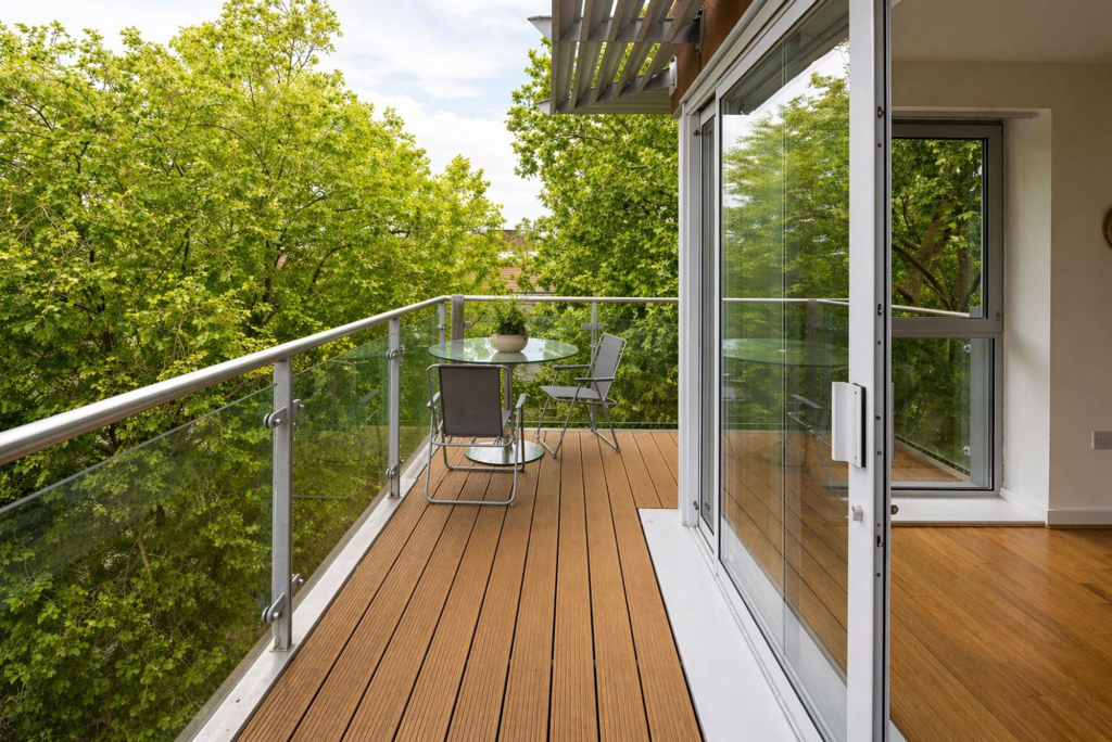 Apartment in London - View 2