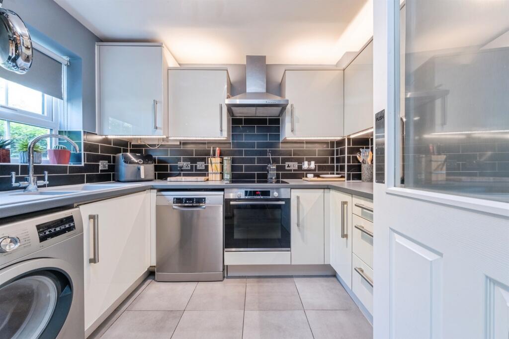 House in Buckingham, Buckinghamshire - View 5