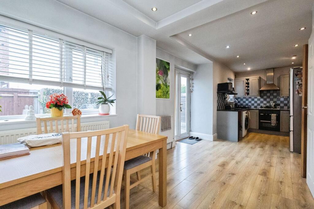 House in Manchester - More