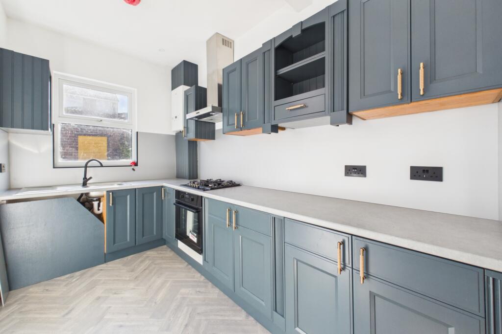 House in Sheffield, South Yorkshire - View 4