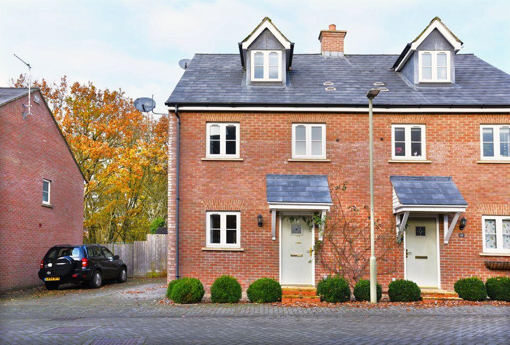 Main image of property: Oak Farm Close, Milcombe