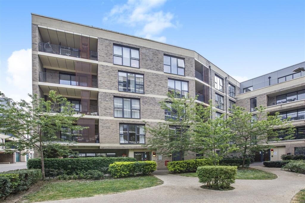 Main image of property: Scena Way, London